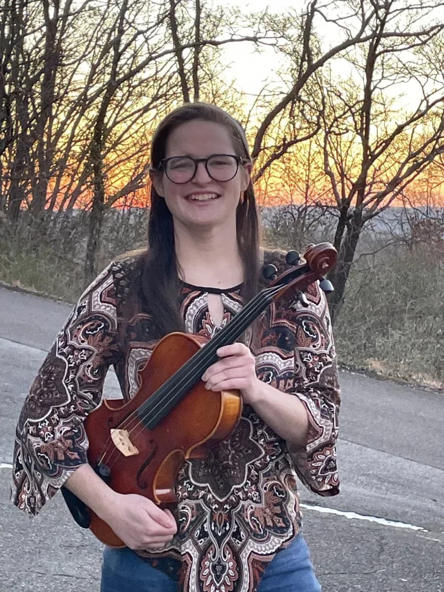 Violin and viola teacher Nora Connelly